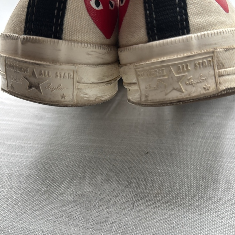 SALE | Comme des Garçons PLAY x Converse Chuck Taylor All Star Hearts 10 - Picture 4 of 7